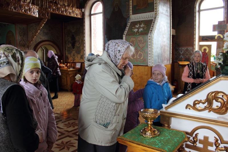 Прихожане храма Святой Троицы