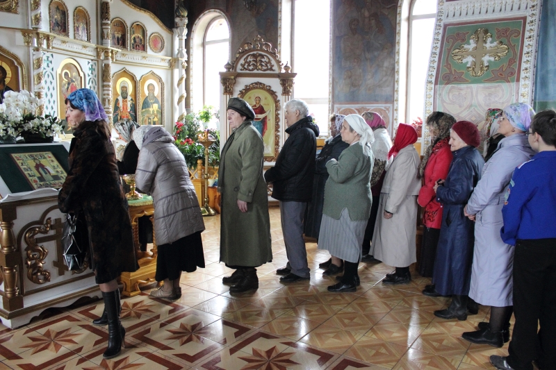 Прихожане храма Святой Троицы